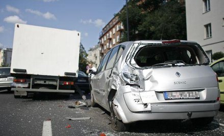 Zasady rozliczania odszkodowań wypłaconych z ubezpieczenia w razie stłuczki są uzależnione od tego, 
