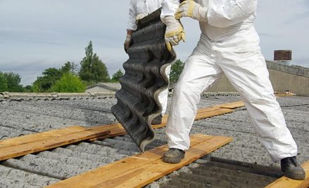 Na Mazowszu najwięcej wyrobów zawierających azbest znajduje się w Warszawie