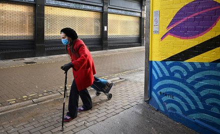 Epidemia w Polsce - raport Ministerstwa Zdrowia: W piątek 8790 zakażeń koronawirusem