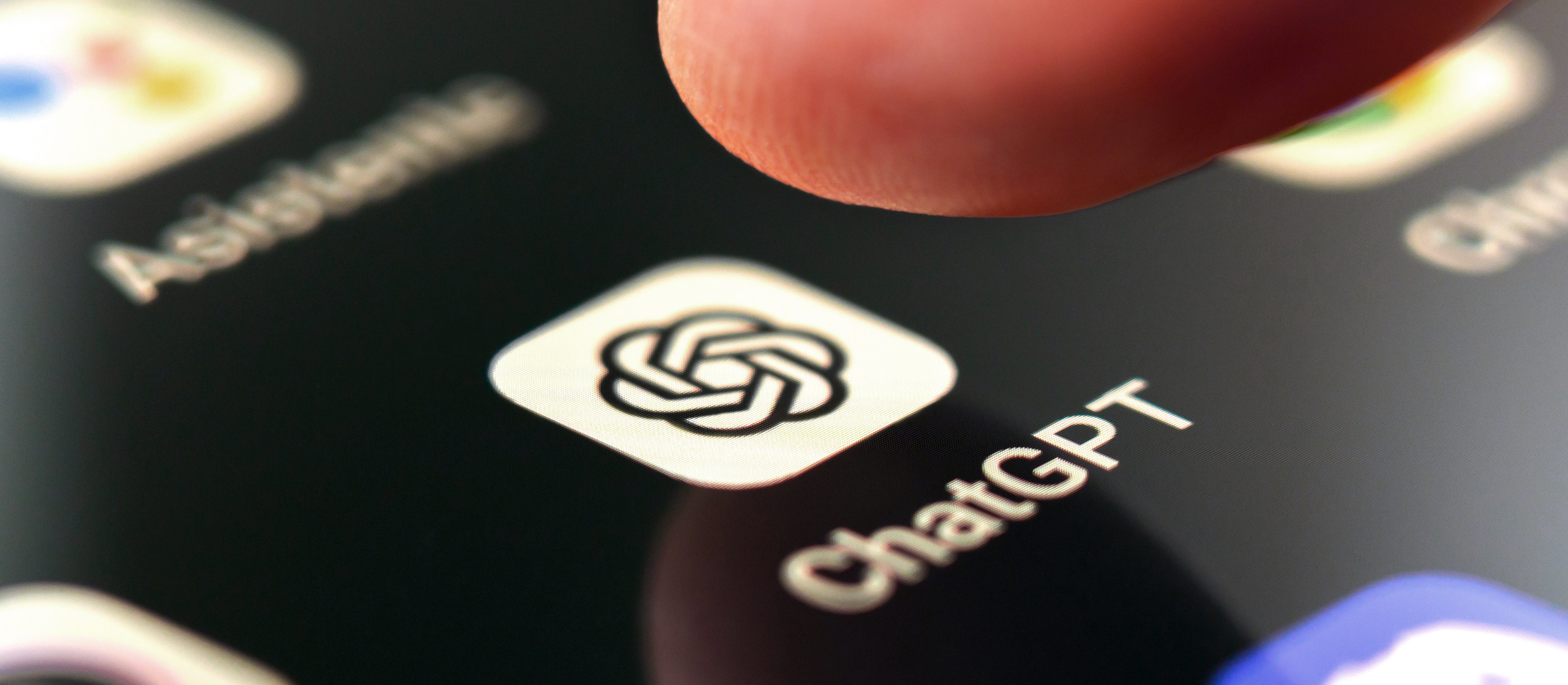 Koniec darmowego ChatGPT? Nadchodzi czas reklam