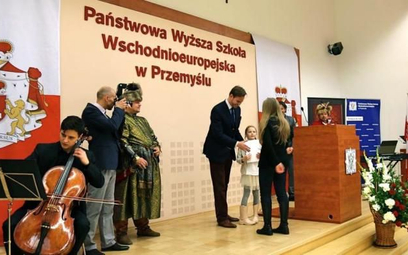 Fundacja Książąt Lubomirskich realizuje m.in. program stypendialny dla zdolnej młodzieży z Podkarpac