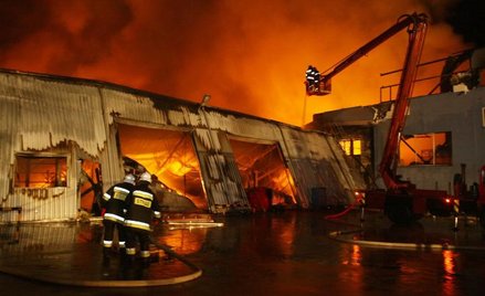Dopiero po pożarze i interwencji strażaków właściciele budynków myślą o zabezpieczeniach.
