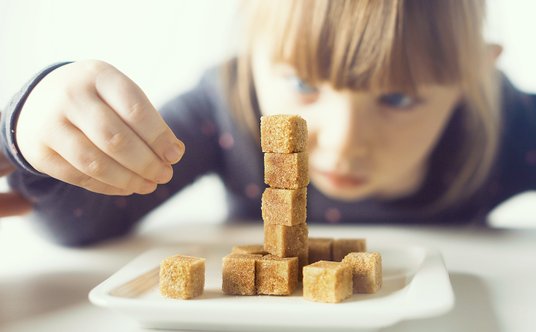 Wed&#x142;ug danych WHO z 2016 r. liczba oty&#x142;ych dzieci si&#x119;gn&#x119;&#x142;a na &#x15b;w