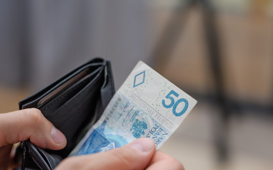 Polacy ocenili jak zmieniła się ich sytuacja materialna w 2025 roku