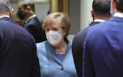 Angela Merkel ma ambicje, aby po 15 latach rządów nie zostawić Europy w kryzysie