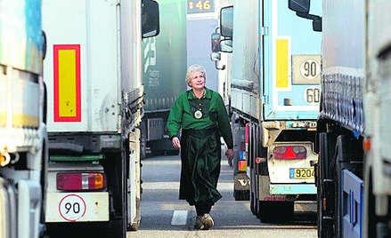 Droga benzyna przyczyną drogowych protestów