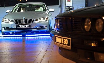 Sprzedaż samochodów w Polsce nieprzerwanie rośnie już od 15 miesięcy