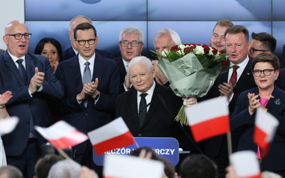 Wieczór wyborczy w sztabie wyborczym Prawa i Sprawiedliwości w Warszawie