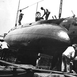 USS Holland (SS-1) – pierwszy okręt podwodny Marynarki Wojennej Stanów Zjednoczonych
