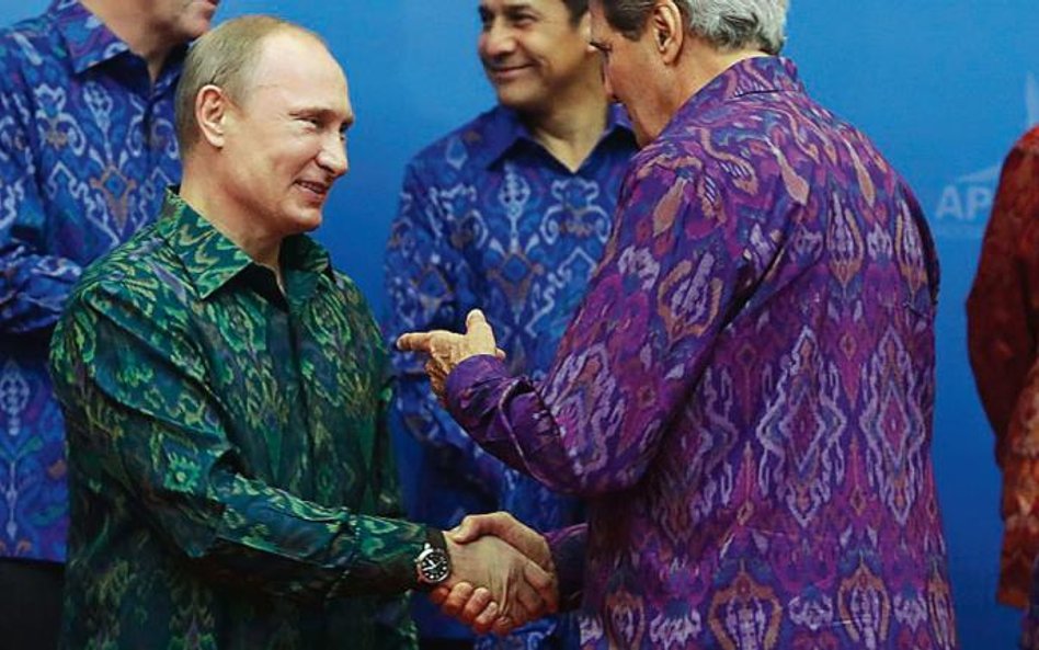 W trakcie ostatniego szczytu APEC na Bali doszło m.in. do rozmów prezydenta Rosji Władimira Putina i