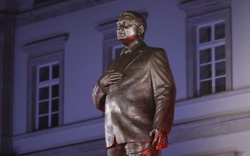 Pomnik Lecha Kaczyńskiego w Warszawie