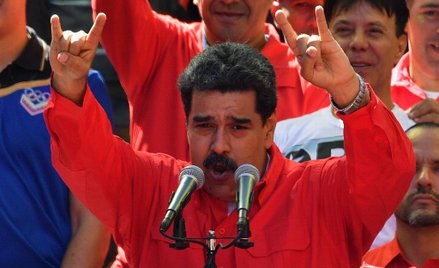 Maduro zrywa relacje dyplomatyczne z Kolumbią