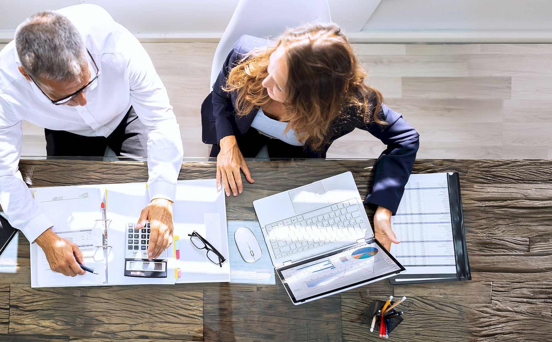 O podatkach trzeba się uczyć jak czeladnik od mistrza. Być może na aplikacji