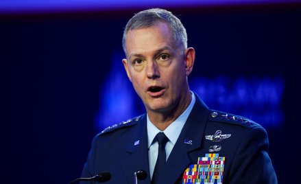 Generał Alexus Grynkewich – naczelny dowódca sił NATO w Europie – podczas konferencji Warsaw Securit