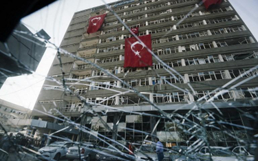 Listy do „Rzeczpospolitej": „W sprawie wydarzeń w Turcji"