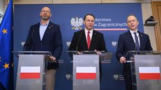 Wicepremier, minister spraw zagranicznych Radosław Sikorski podczas wspólnej konferencji z wiceminis