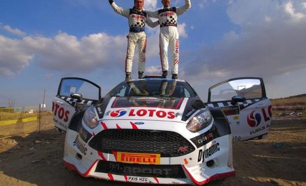Kajetan Kajetanowicz i Jarosław Baran po tytuł jechali samochodem Ford Fiesta R5