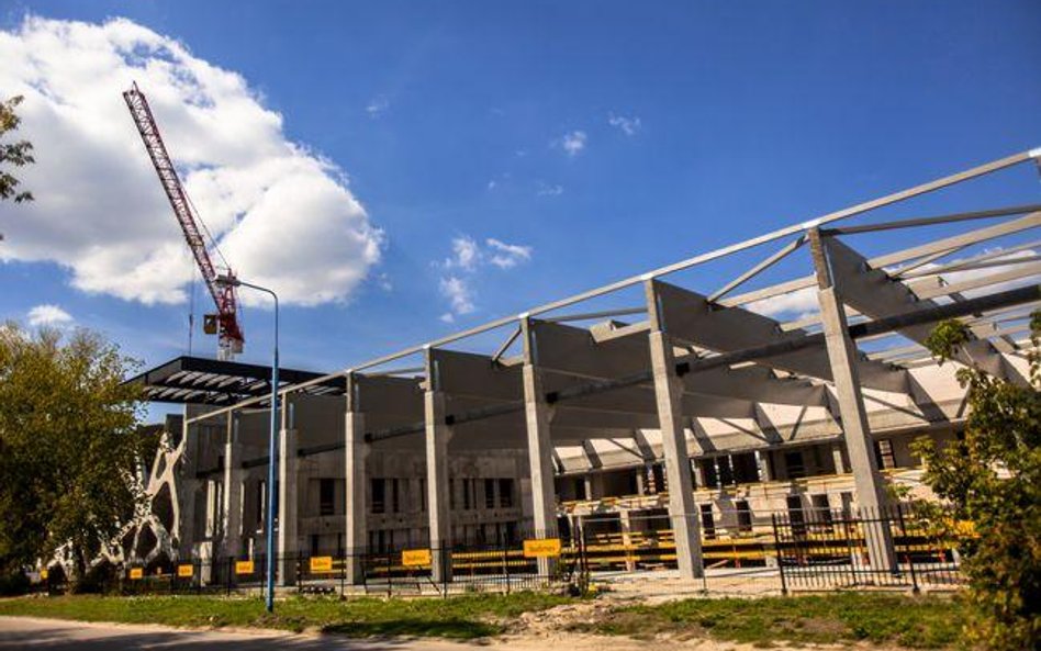 Zwrot wartości materiałów użytych do wzniesienia budynku zamawiającego czy wartości robocizny z niew