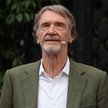 Jim Ratcliffe, brytyjski miliarder, twórca petrochemicznej grupy Ineos, został oficjalnie współwłaśc