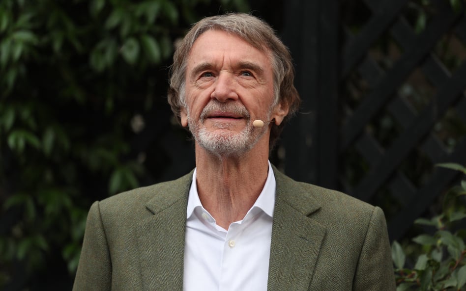 Jim Ratcliffe, brytyjski miliarder, twórca petrochemicznej grupy Ineos, został oficjalnie współwłaśc