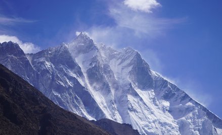 Lhotse to ośmiotysięcznik o wysokości 8516 m n.p.m., czwarty co do wysokości szczyt Ziemi.