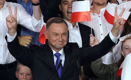 Andrzej Duda ogłosił się zwycięzcą wyborów, mimo że wyniki sondażu nie są jednoznaczne