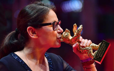 Węgierka Ildiko Enyedi Złotego Niedźwiedzia zdobyła za film „O ciele i duszy”.