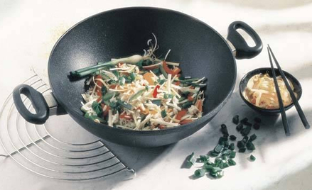 Wok. 365 szybkich, świeżych i smakowitych dań