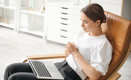 Psychiatra Michał Feldman: Myślę, że narzędzia oparte na sztucznej inteligencji – zarówno te dedykow