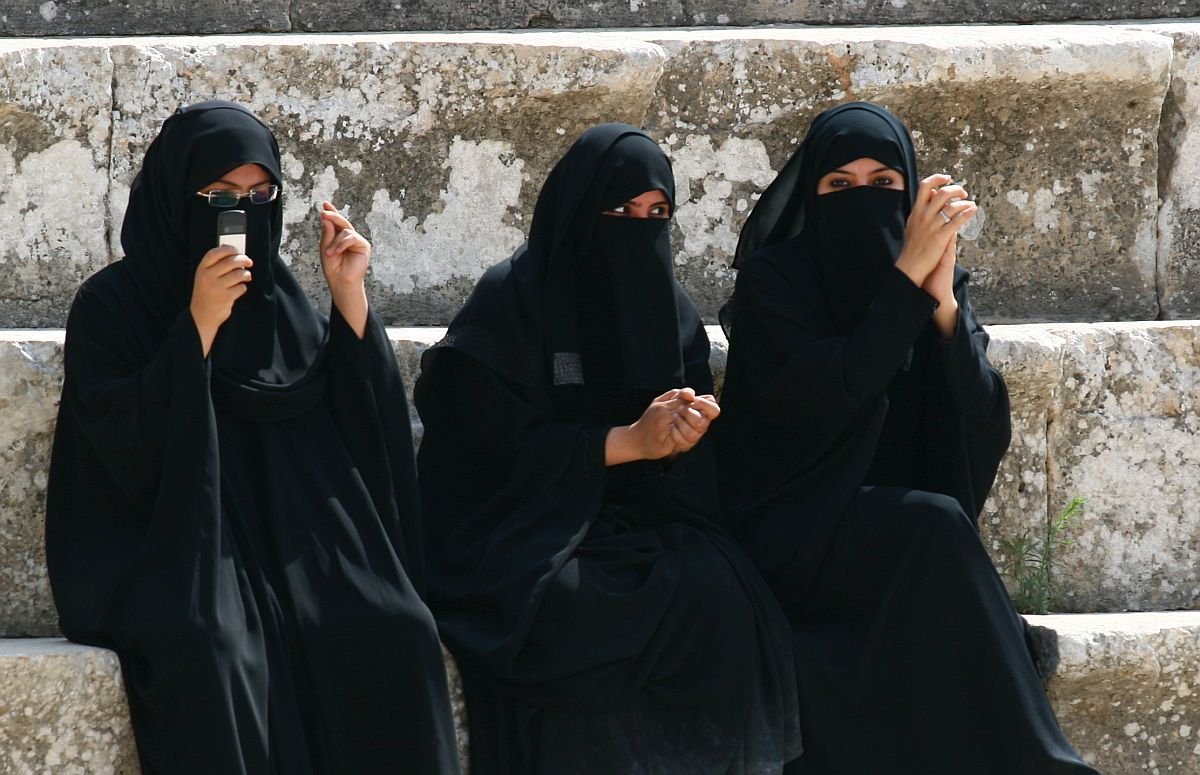Upały wyganiają arabskich turystów znad Morza Śródziemnego. Szukają chłodu na północy