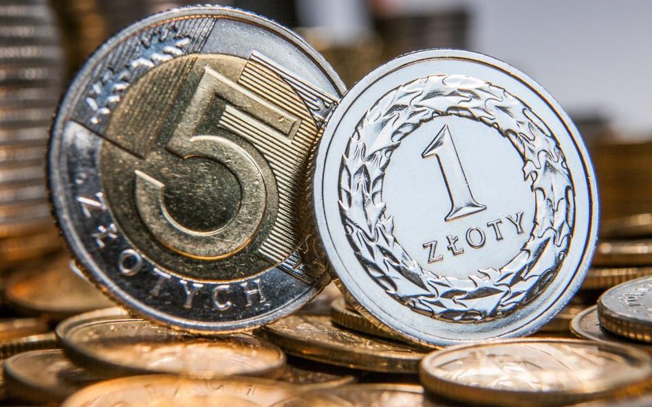 Inwestorzy pozbywają się złotego