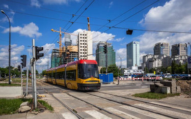 Politycy chcą zmienić wynik megaprzetargu na tramwaje