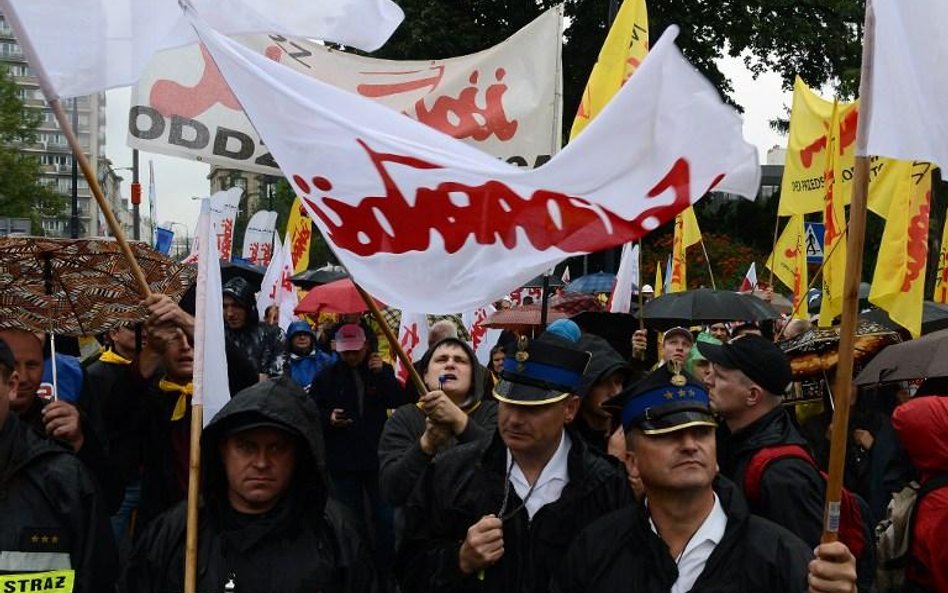 Związki szykują się do manifestacji