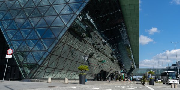 Ważą się losy jednego z największych lotnisk w Polsce. Wkrótce kluczowa decyzja