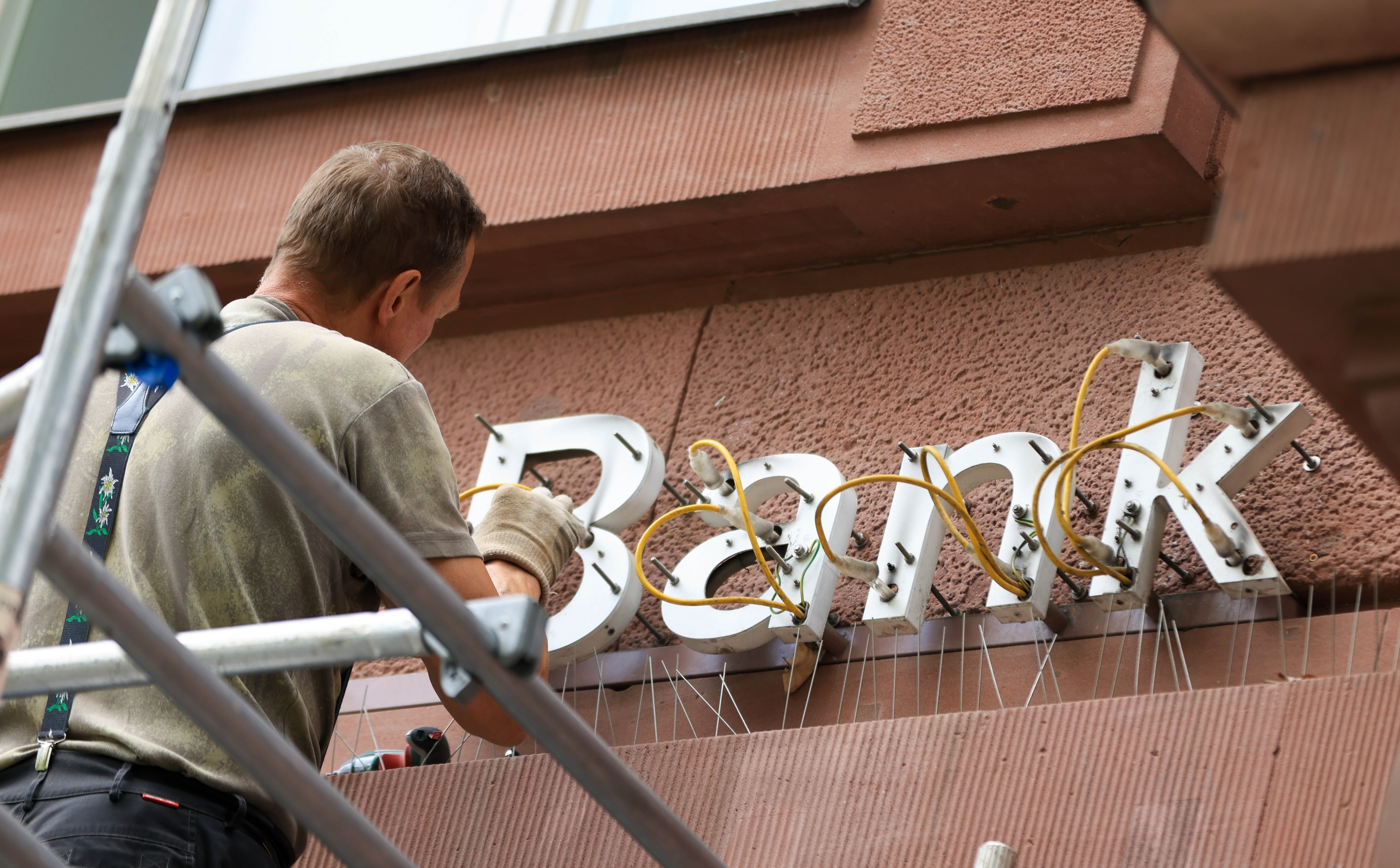 Wraca pomysł windfall tax od banków. „Po co to odgrzewanie kotletów?”