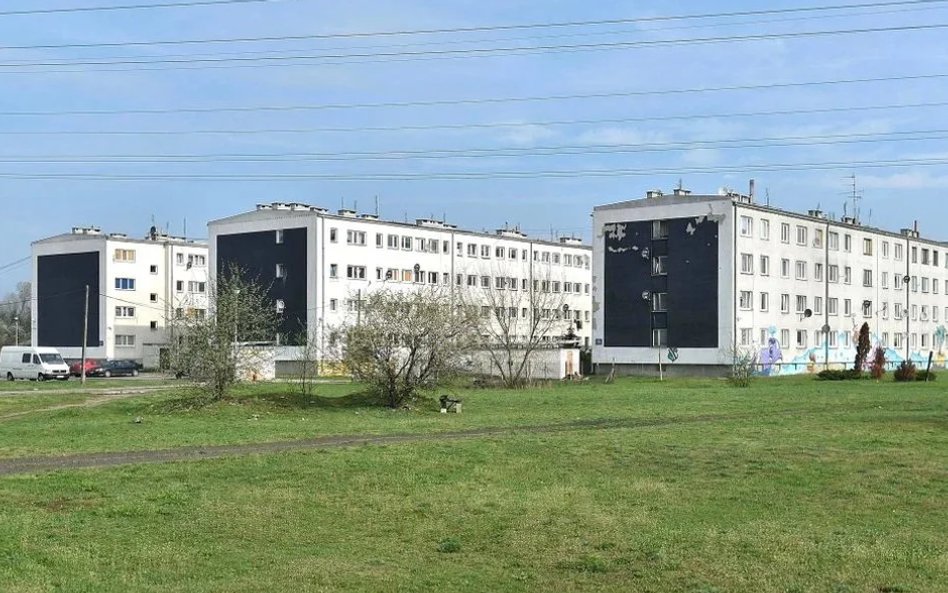 Rozpoczęto rozbiórkę bloków na osiedlu Dudziarska