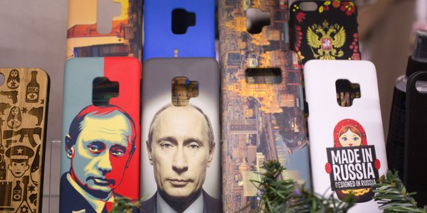 Putin signs law creating state database of all Russian mobile phones