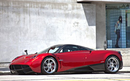 Pagani Huayra