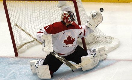 W rzeczywistości bowiem związane jest ono ?z podejmowaną przez niego aktywnością, a wizerunek, choć 