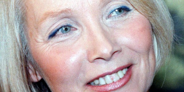 Urodzinowy toast za Poli Raksy twarz