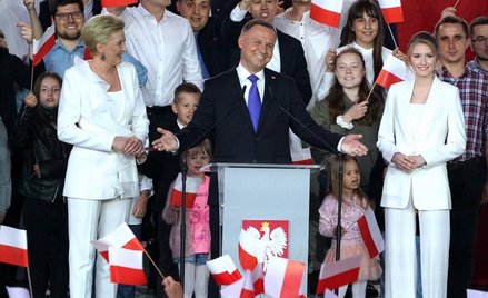 Politico: Andrzej Duda zmobilizował elektorat kampanią anty-LGBTQ