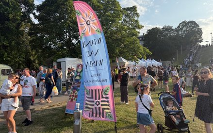 Na całej imprezie wystawione były żagle z logiem imprezy