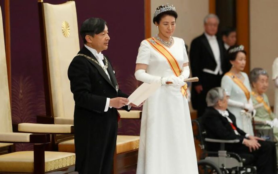 Cesarz Naruhito zastąpił swego ojca Akihito jako nowy władca Japonii