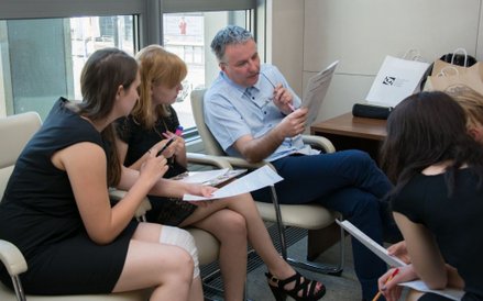 drużyna z Liceum Ogólnokształcącego im Powstańców Wielkopolskich w Środzie Wlkp przygotowująca się d