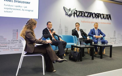 Dyskusję moderowała Katarzyna Kucharczyk z „Parkietu”, a uczestniczyli w niej (od lewej): Maciej Ćwi