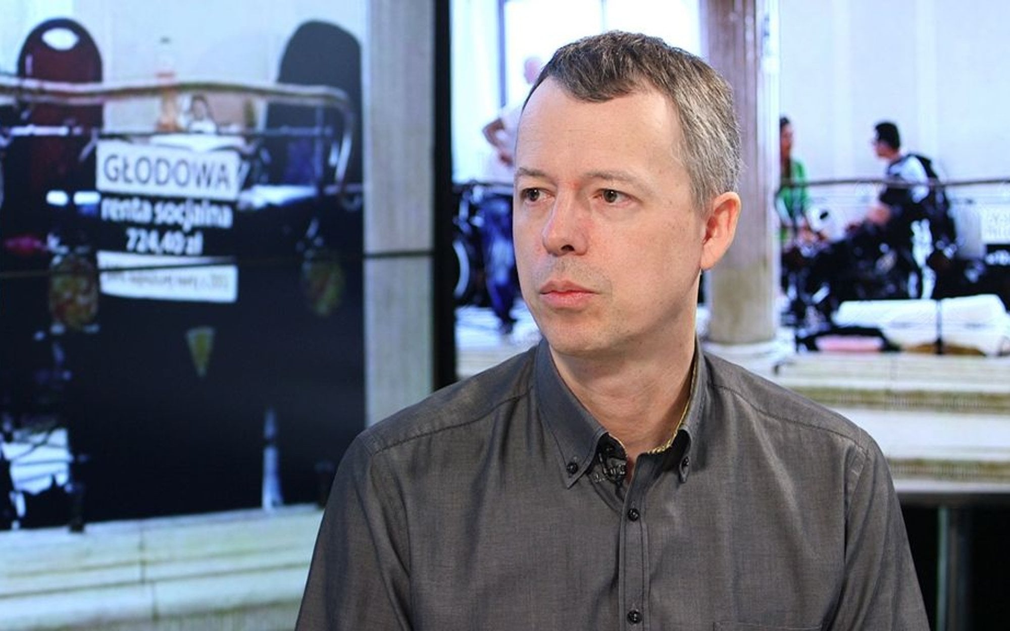 Prof. Szarfenberg: Rodziny najuboższe otrzymują kilka więcej niż najbogatsze