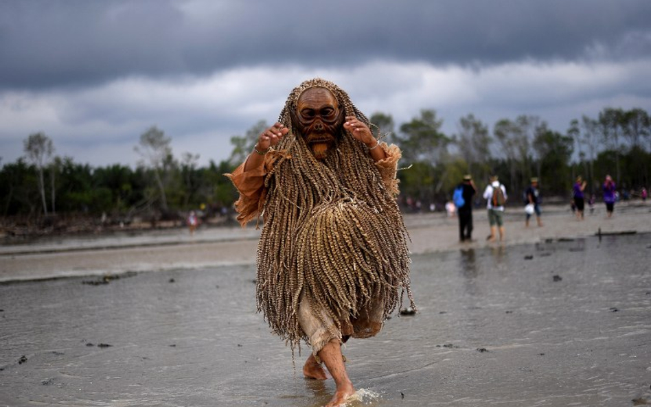 Malezja: Puja Pantai czyli modły do duchów morza