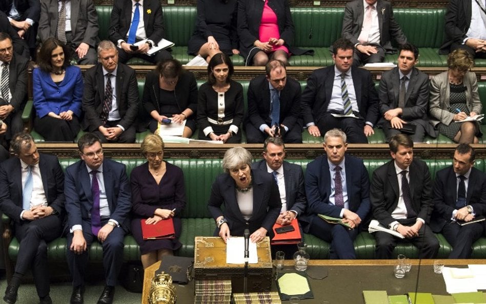 Brexit: Brytyjski parlament za przedłużeniem artykułu 50.