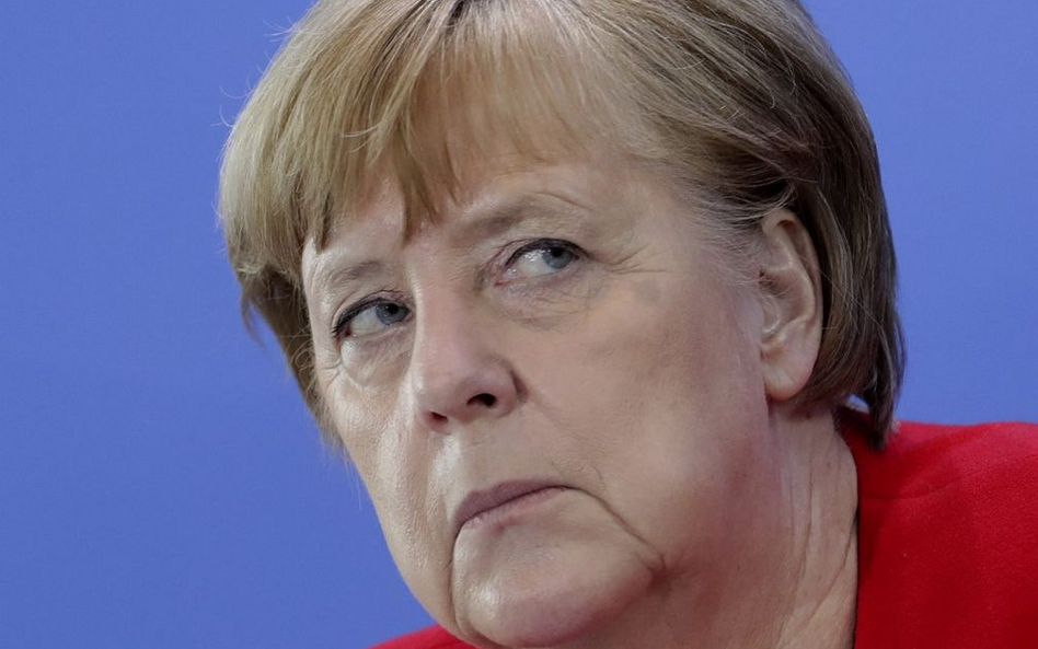 Rosyjscy hakerzy przejęli e-maile z biura kanclerz Merkel