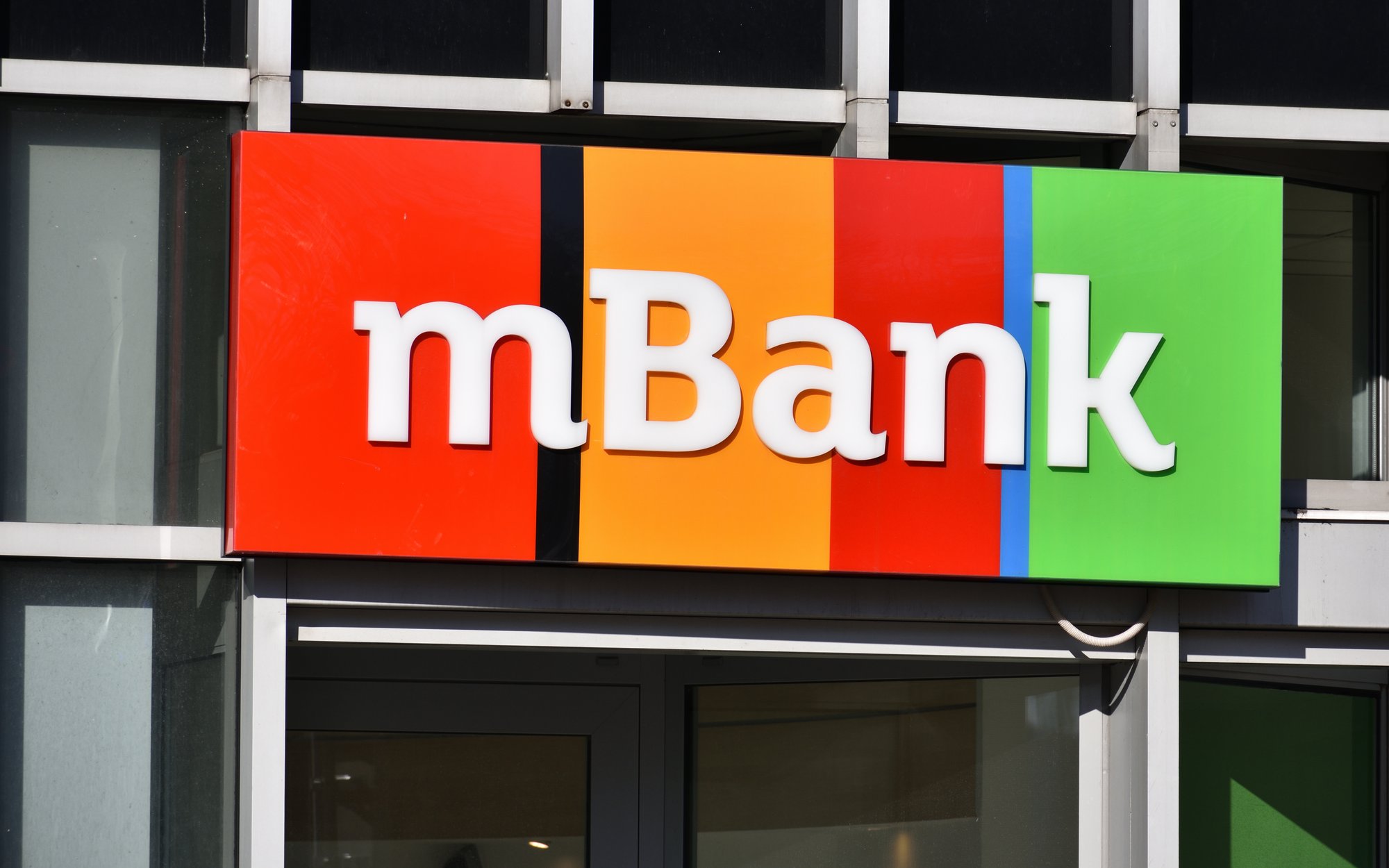 MBank odwołuje się od wielomilionowych kar KNF